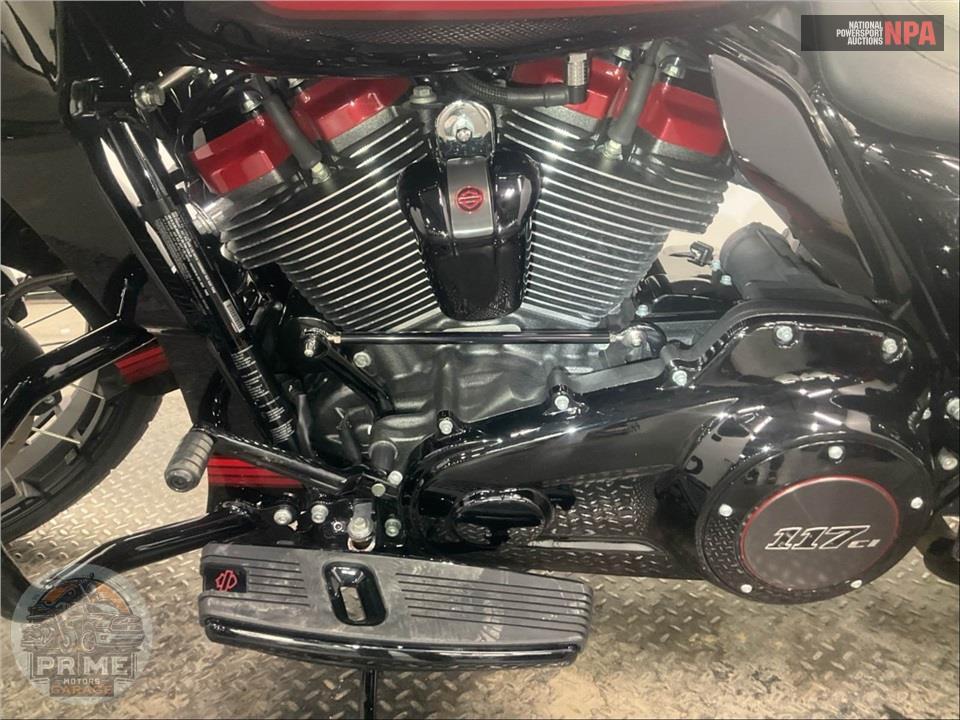 2021 Harley-Davidson FLTRXSE CVO ROAD GLIDE — фото 7