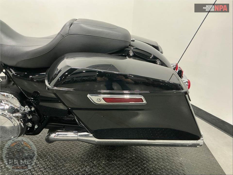 2023 Harley-Davidson FLHX STREET GLIDE — фото 19