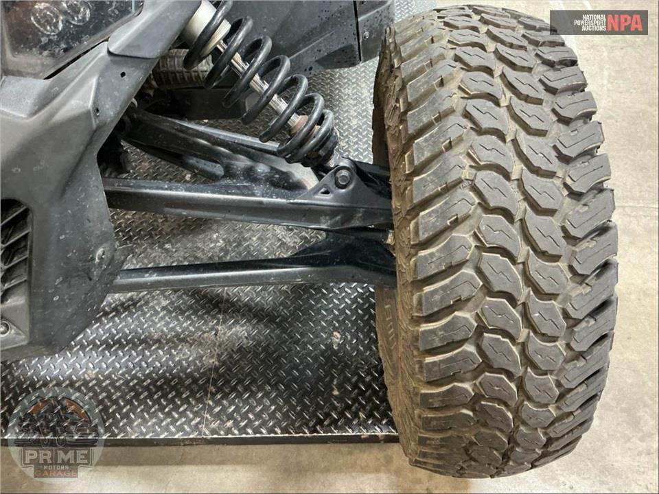 2019 Can-Am MAVERICK X3 X RS TURBO R — фото 18