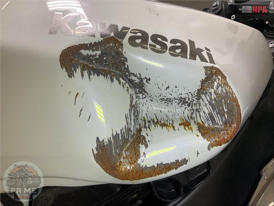 2025 Kawasaki ZX636KSFAL NINJA ZX-6R — фото 31