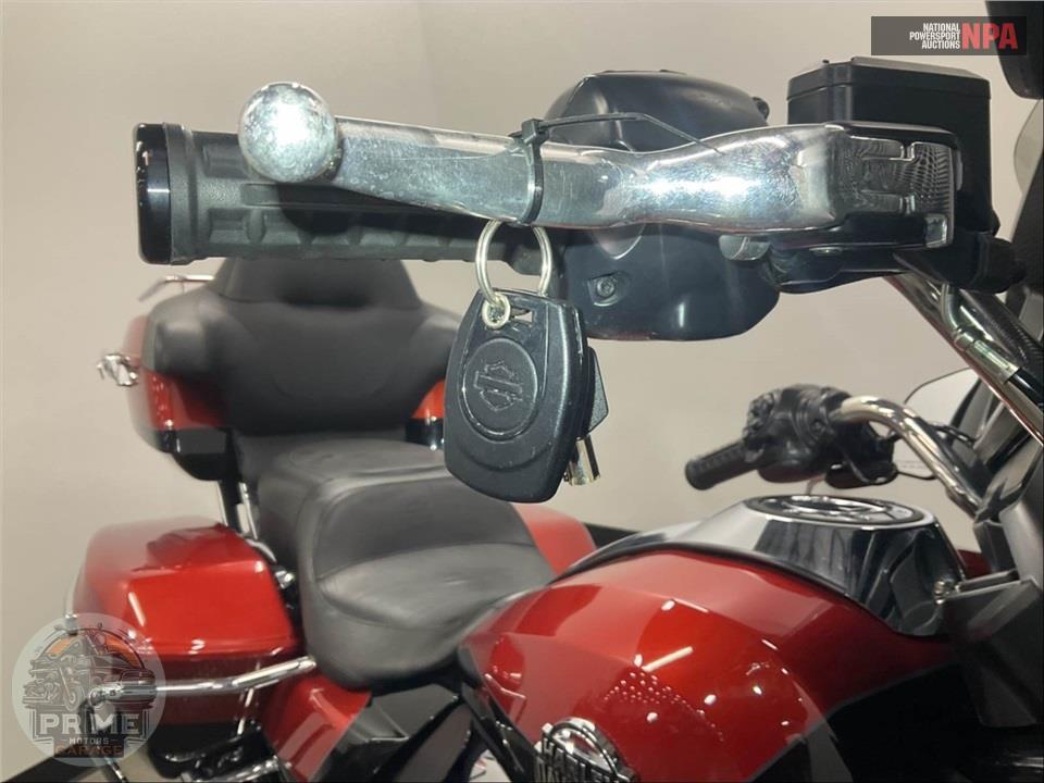 2025 Harley-Davidson FLHXU STEET GLIDE ULTRA — фото 11