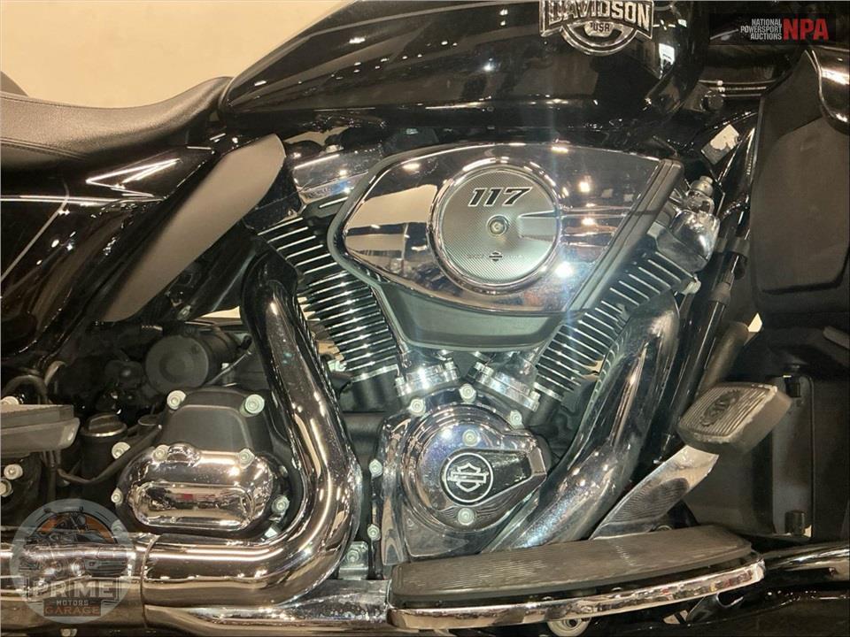 2025 Harley-Davidson FLHXU STEET GLIDE ULTRA — фото 6