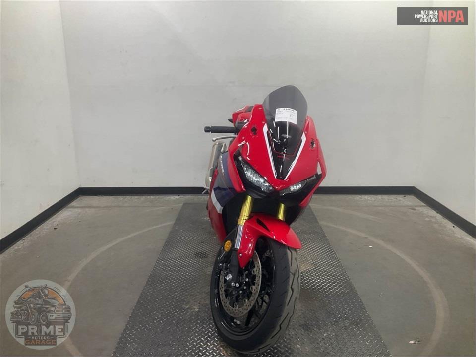 2022 Honda CBR1000RA (ABS) — фото 2