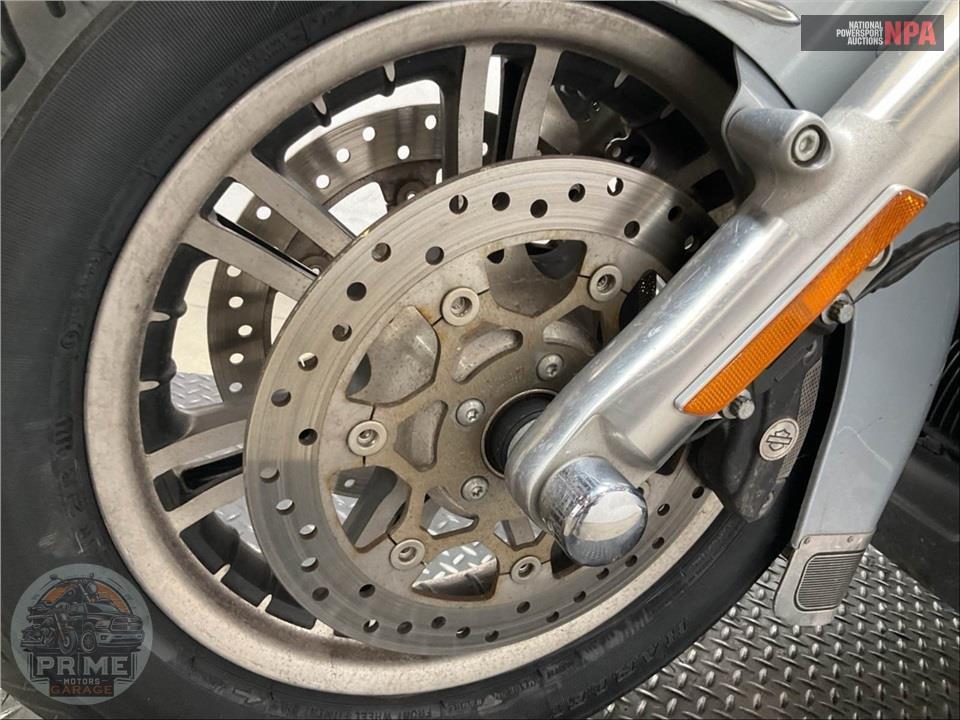 2023 Harley-Davidson FLHTCUTG TRI GLIDE ULTRA CLASSIC — фото 21