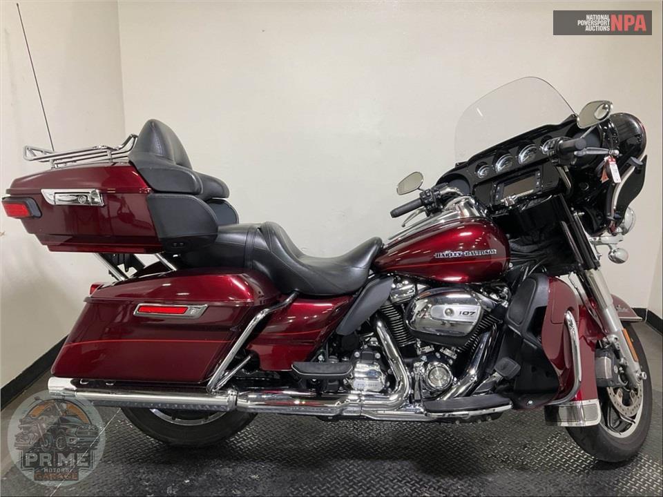 2017 Harley-Davidson FLHTK ULTRA LIMITED — фото 1