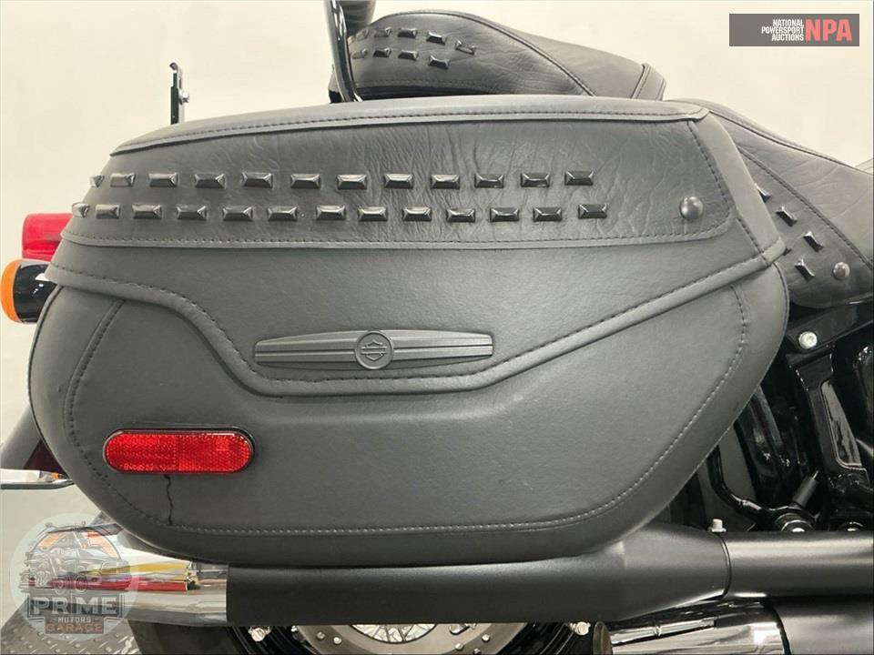 2024 Harley-Davidson FLHCS HERITAGE CLASSIC 114 — фото 18