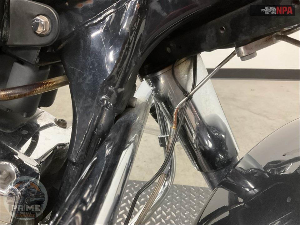 2005 Harley-Davidson FLHRI ROAD KING — фото 17