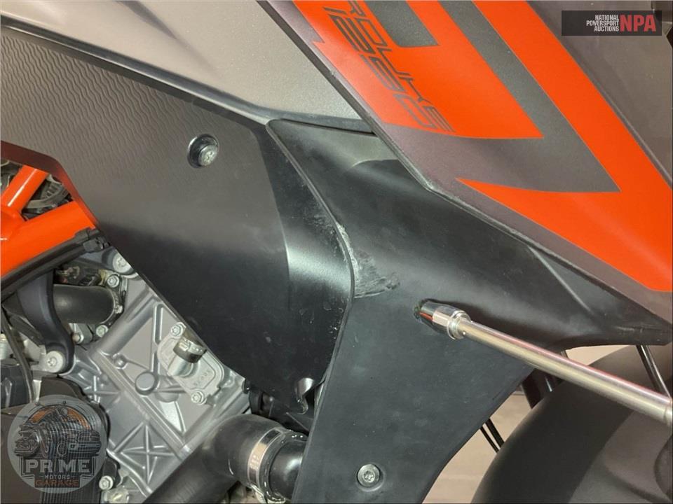2016 Ktm 1290 SUPER DUKE GT — фото 16