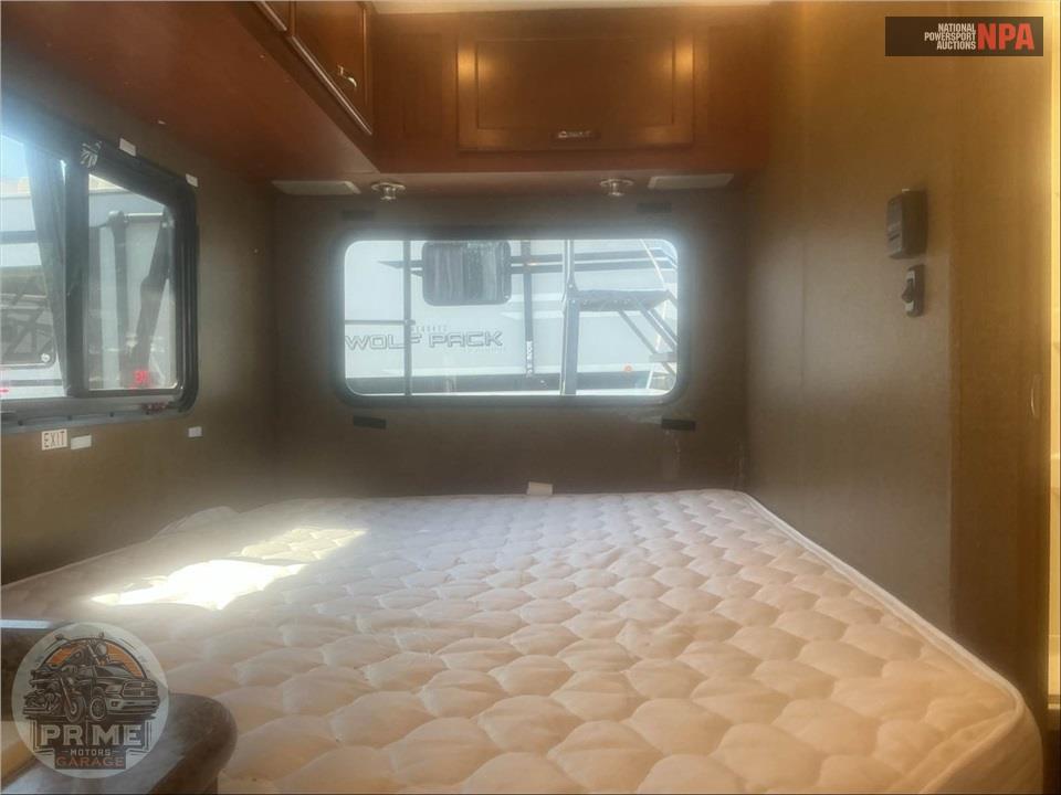 2016 Thor Motor Coach M-23H FORD E450-V10 - FREEDOM ELITE SERIES — фото 13