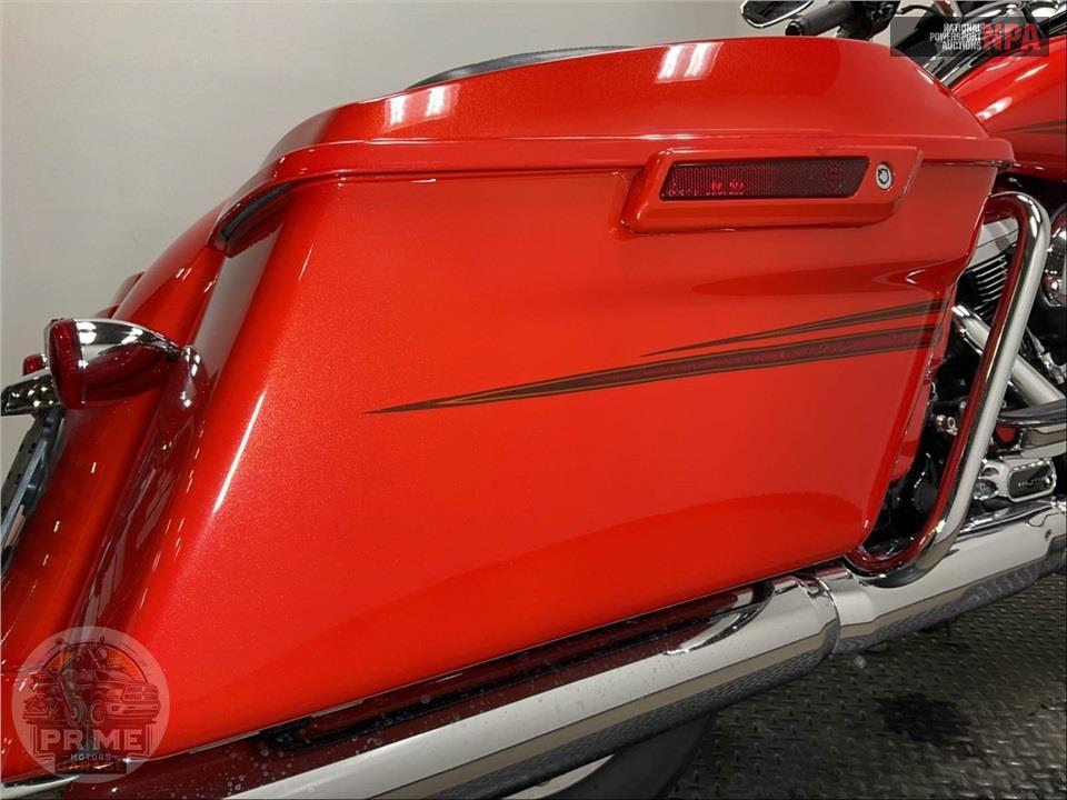 2017 Harley-Davidson FLTRXS ROAD GLIDE SPECIAL — фото 19