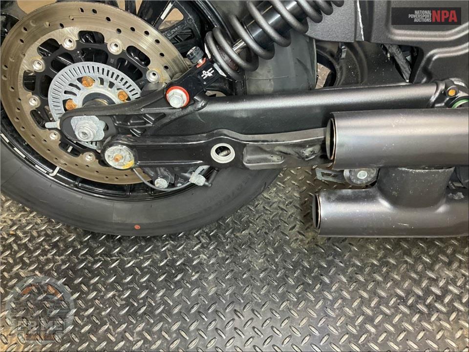 2023 Indian Motorcycle SCOUT ROGUE (ABS, BLACK METALLIC) — фото 10