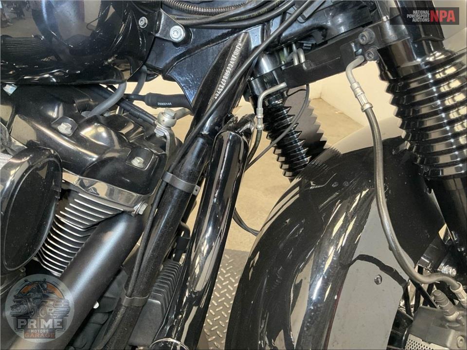 2017 Harley-Davidson FLHRXS ROAD KING SPECIAL — фото 12