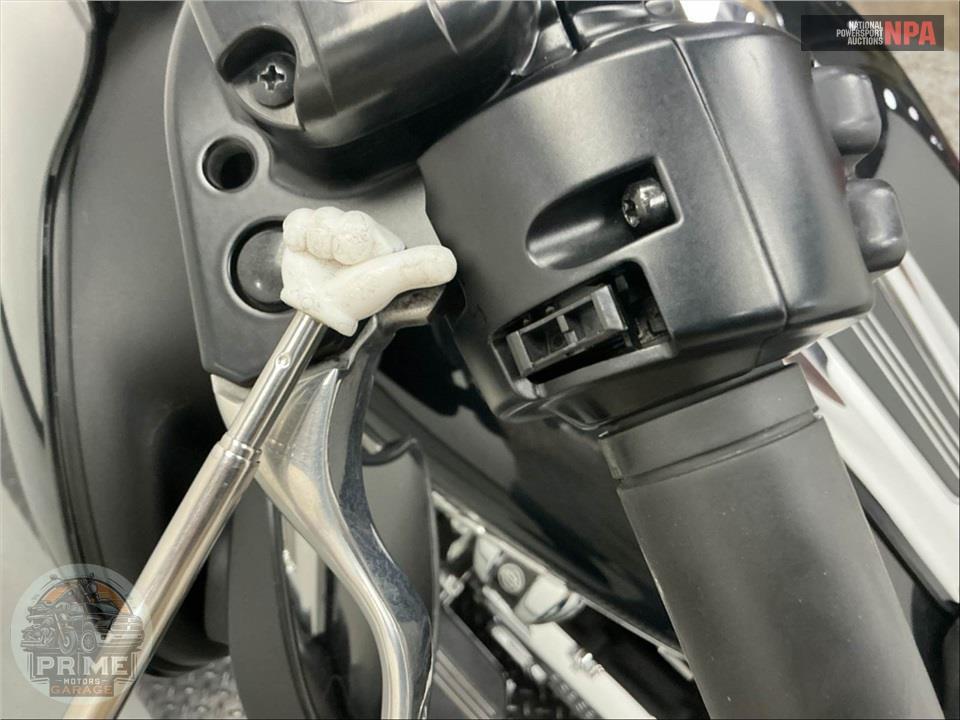 2020 Harley-Davidson FLHX STREET GLIDE — фото 52