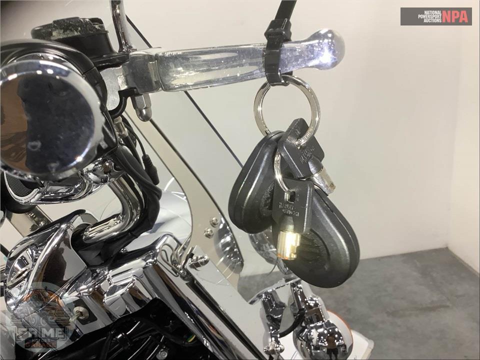 2012 Harley-Davidson FLHRC ROAD KING CLSC — фото 10
