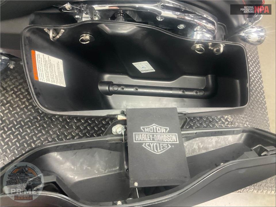 2015 Harley-Davidson FLHXS STREET GLIDE SPECIAL — фото 20