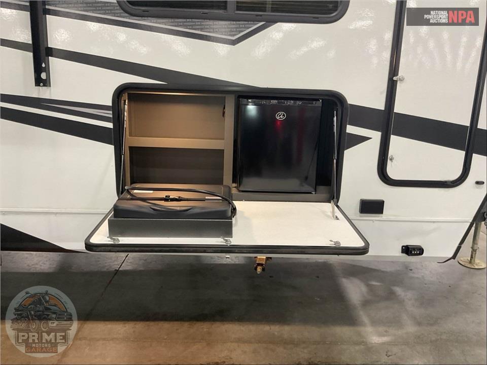 2022 Grand Design Recreational Vehicles M-25G MOMENTUM G-CLASS TOY HAULER SERIES — фото 32