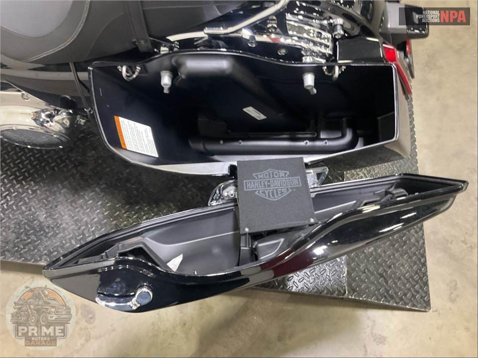 2024 Harley-Davidson FLHX STREET GLIDE — фото 17