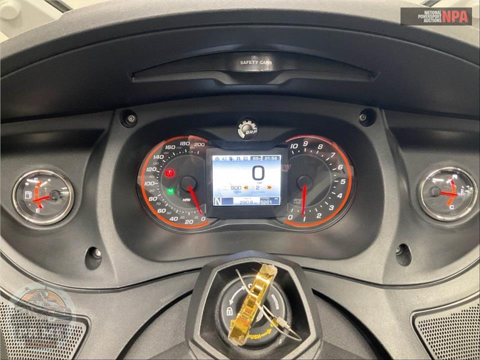 2015 Can-Am SPYDER RT SE6 SPECIAL SERIES — фото 5