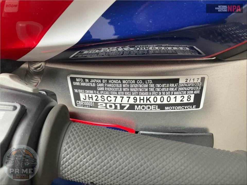 2017 Honda CBR1000S1H SP — фото 30