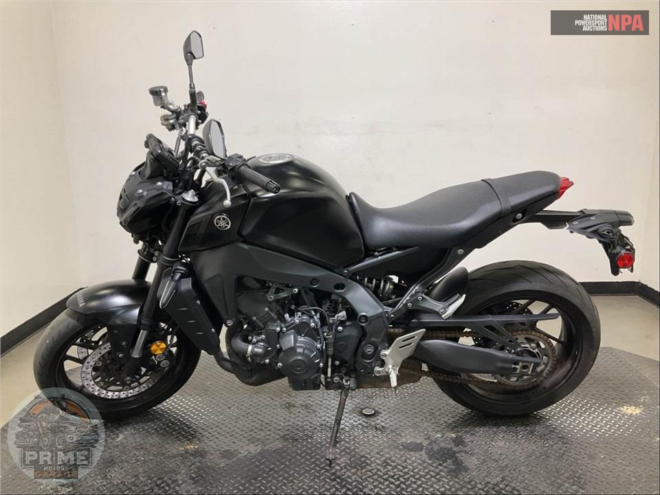 2022 Yamaha MT-09 — фото 3