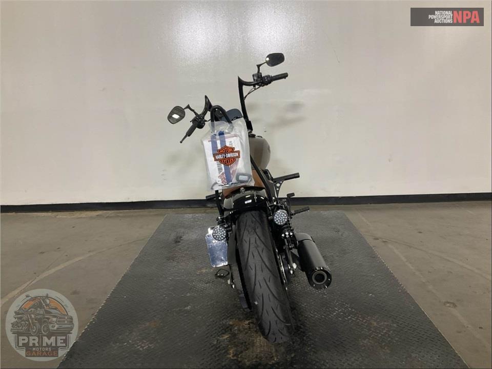 2025 Indian Motorcycle SPORT SCOUT LIMITED WITH TECHOLOGY PACKAGE (COLOR) — фото 4