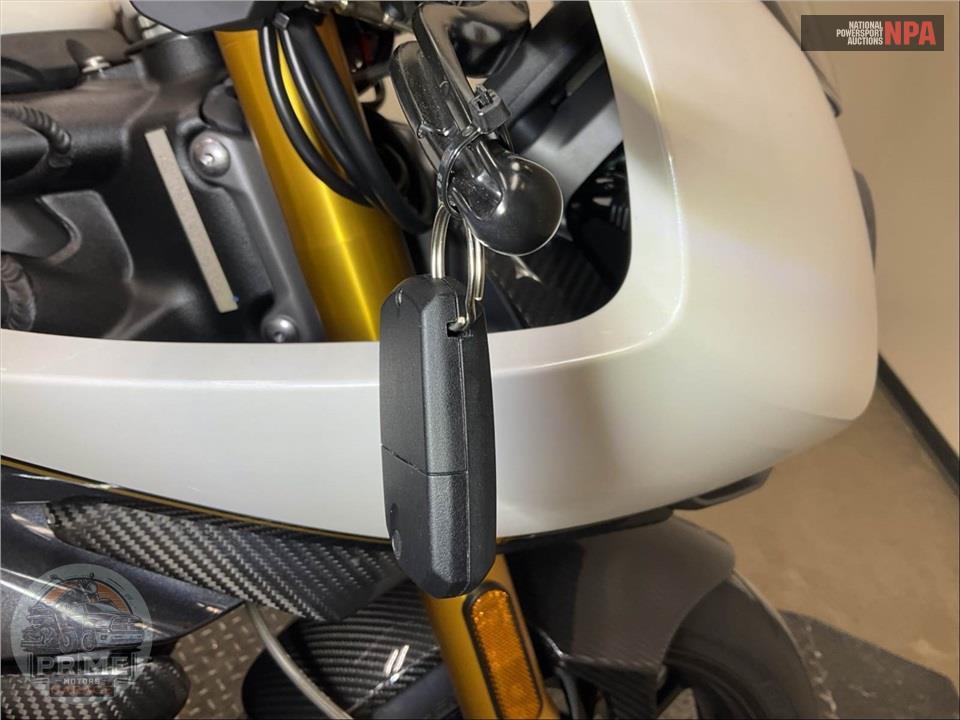 2024 Triumph SPEED TRIPLE 1200 RR — фото 12