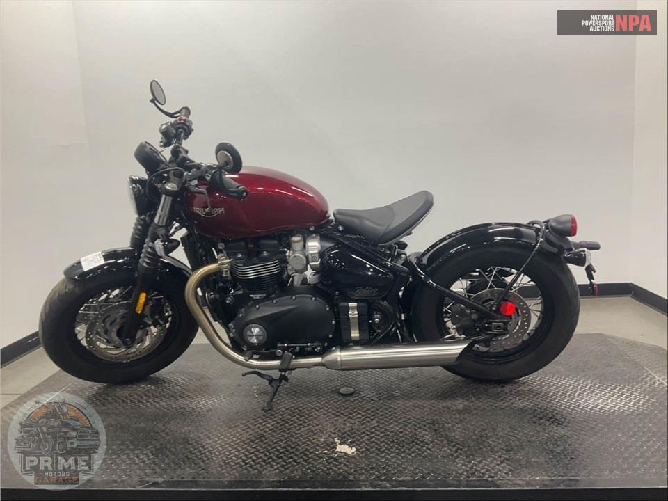 2022 Triumph BONNEVILLE BOBBER — фото 3
