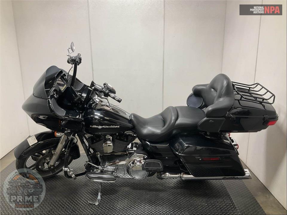 2015 Harley-Davidson FLTRXS ROAD GLIDE SPECIAL — фото 3