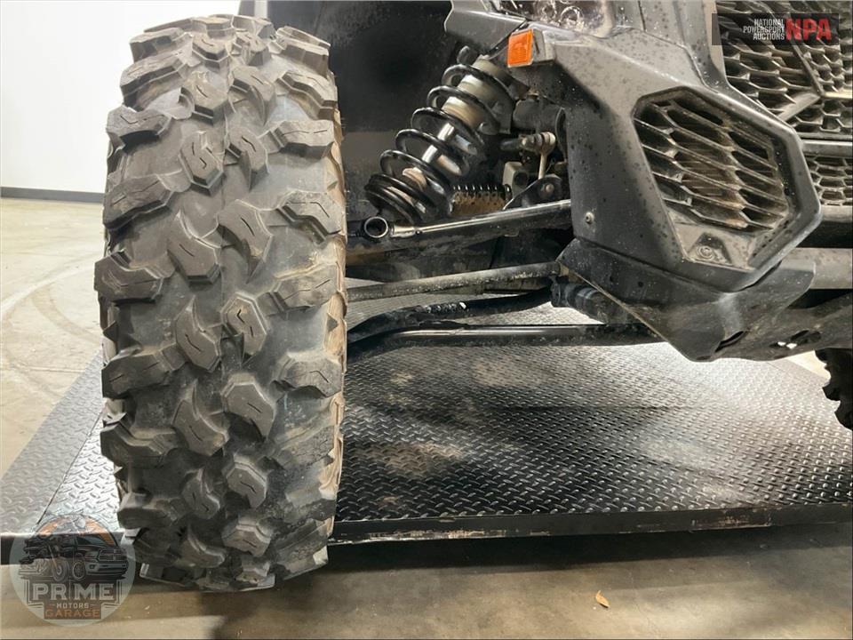 2023 Can-Am MAVERICK X3 MAX DS TURBO 64 (TAN/BLACK) — фото 17
