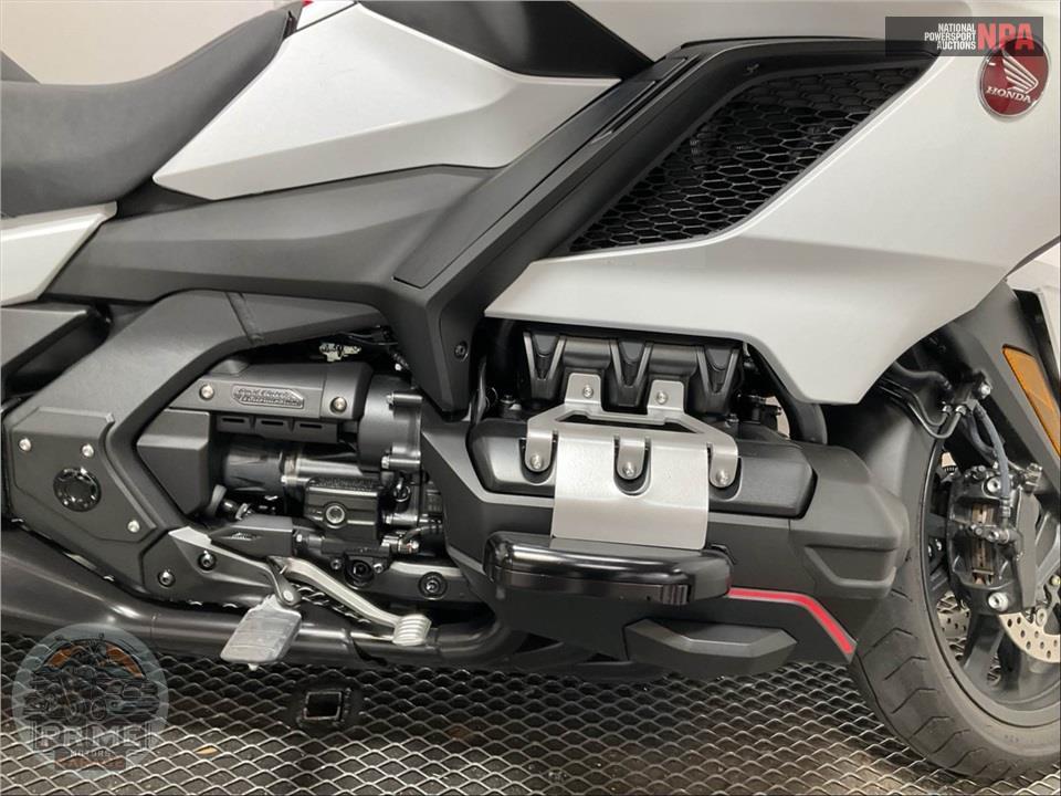 2024 Honda GL1800D GOLDWING TOUR DCT — фото 6