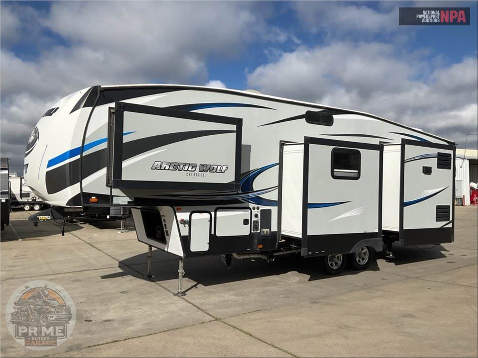 2019 Cherokee By Forest River M-295QSL8 - ARCTIC WOLF FIFTH WHEEL SERIES — фото 2