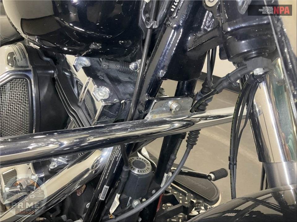 2017 Harley-Davidson FLSTC HERITAGE SOFTAIL CLASSIC — фото 10
