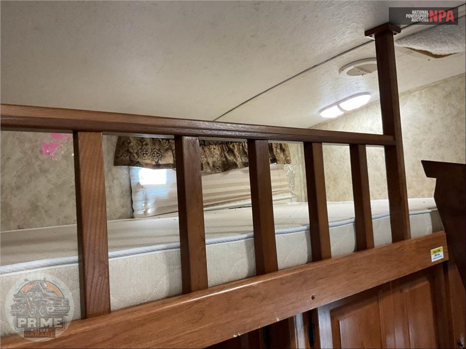 2013 Keystone Rv M-346 LBQ - MONTANA MOUNTAINEER FIFTH WHEEL SERIES — фото 27