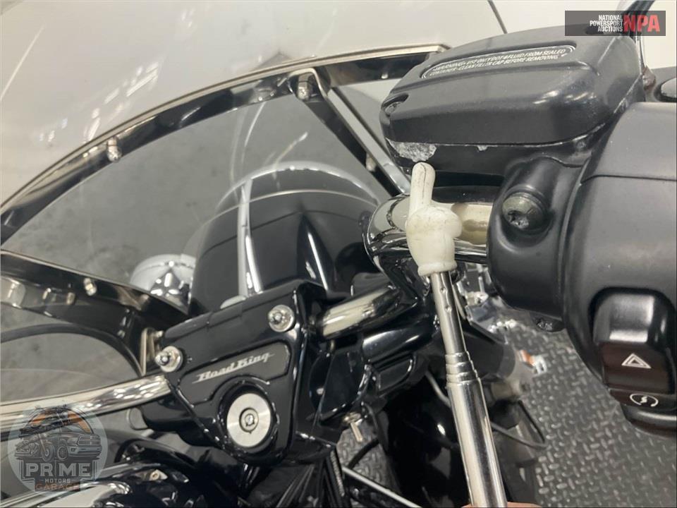 2015 Harley-Davidson FLHP POLICE ROAD KING — фото 27