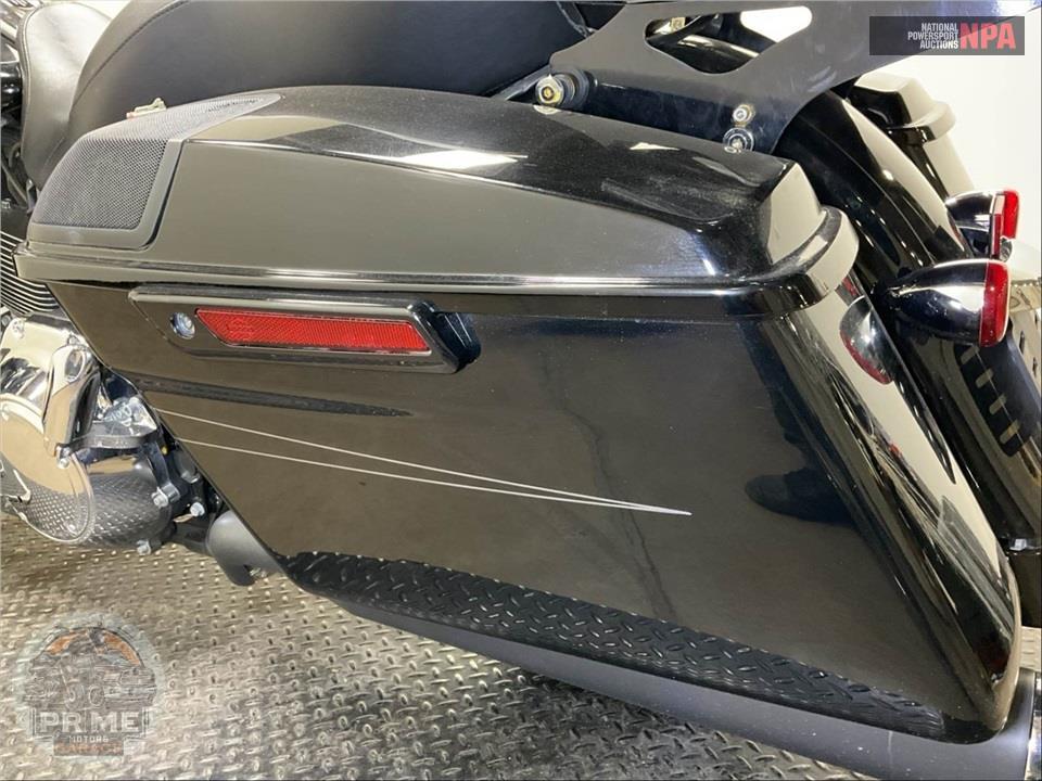 2015 Harley-Davidson FLTRXS ROAD GLIDE SPECIAL — фото 25