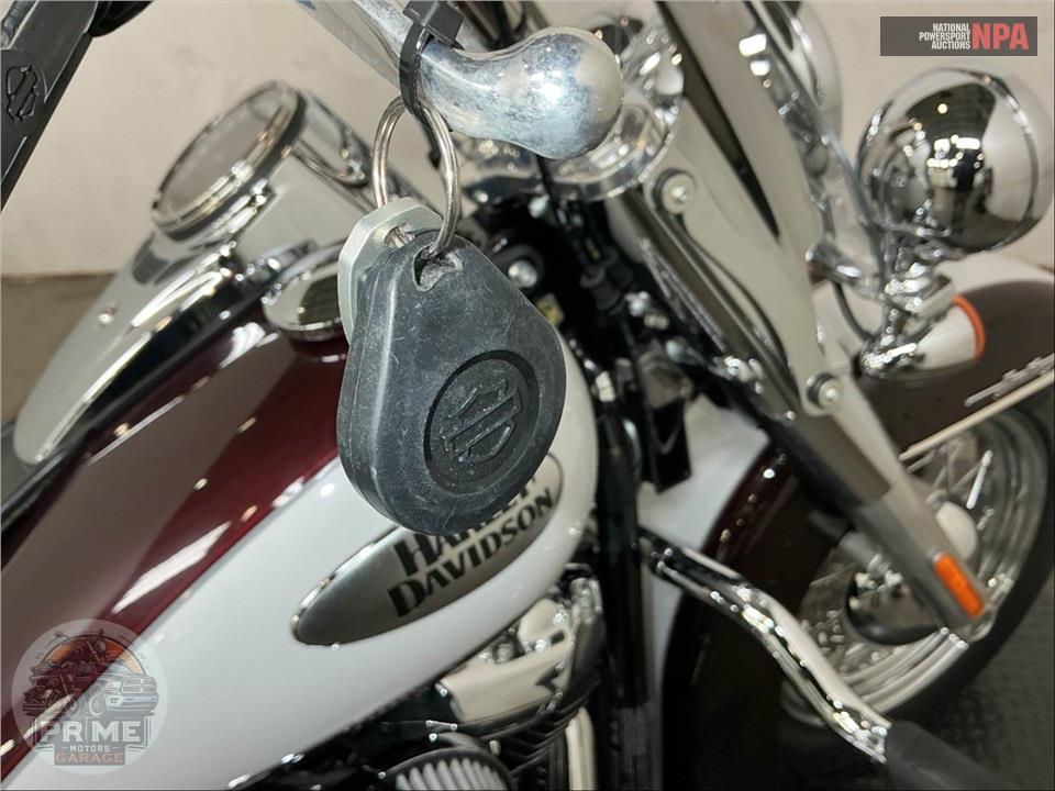 2021 Harley-Davidson FLHC HERITAGE CLASSIC — фото 10