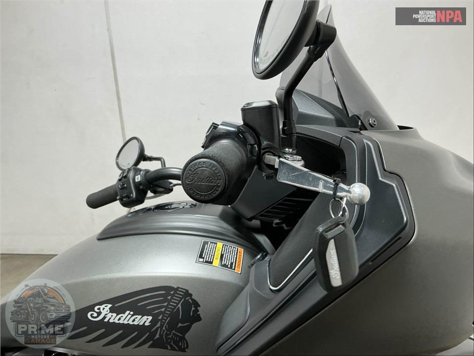 2023 Indian Motorcycle CHALLENGER (SMOKE) — фото 28