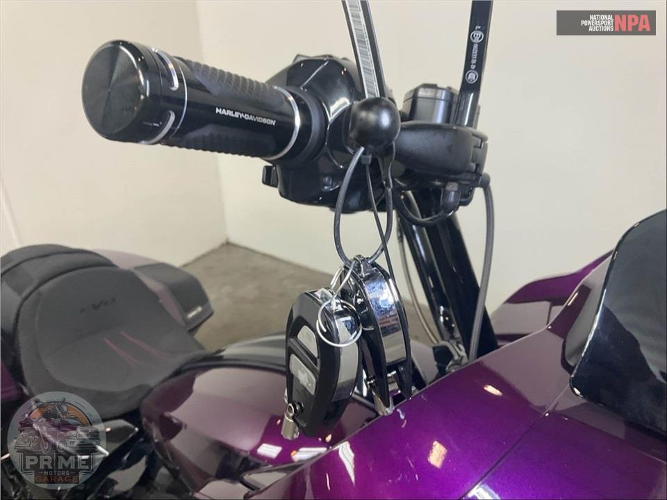 2025 Harley-Davidson FLTRXSE CVO ROAD GLIDE — фото 12