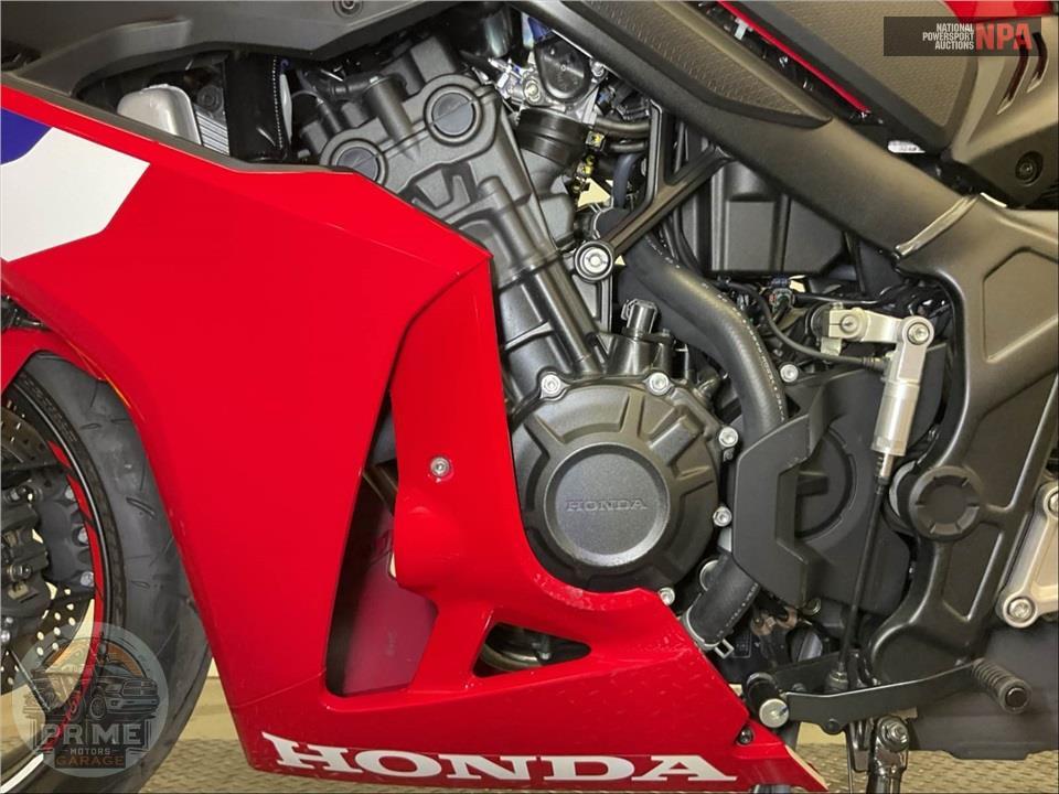 2024 Honda CBR650R E-CLUTCH — фото 7