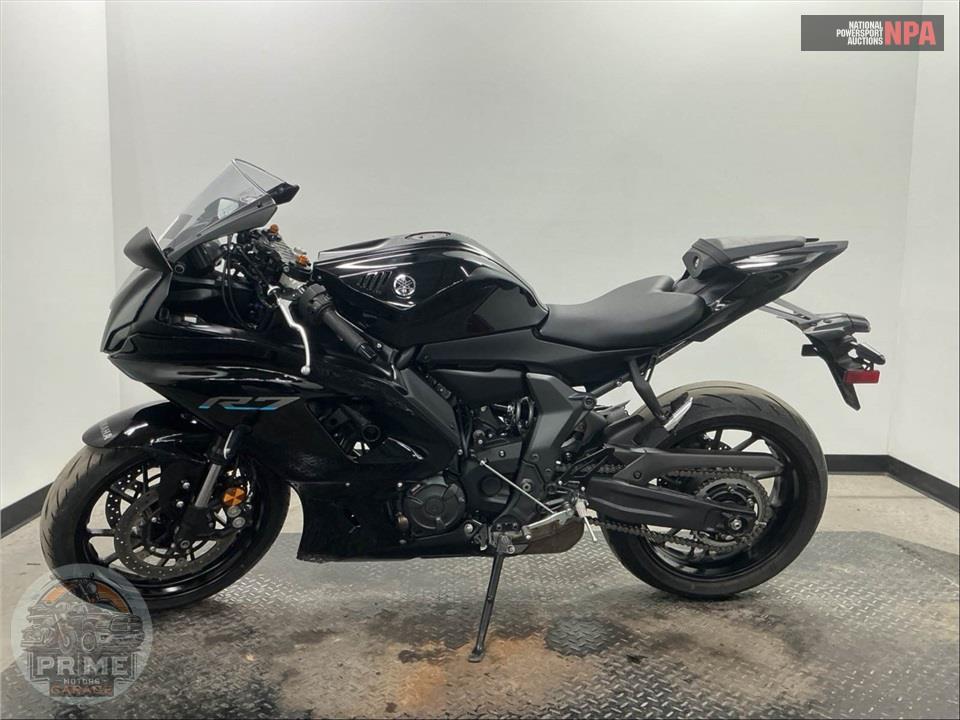 2023 Yamaha YZF-R7 — фото 3