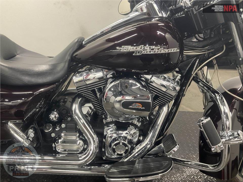 2014 Harley-Davidson FLHXS STREET GLIDE — фото 6