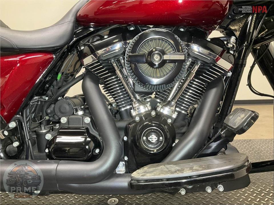 2018 Harley-Davidson FLHXS STREET GLIDE SPECIAL — фото 6