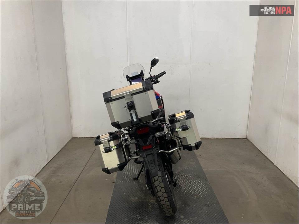 2024 Honda CRF1100D AFRICA TWIN DCT — фото 4