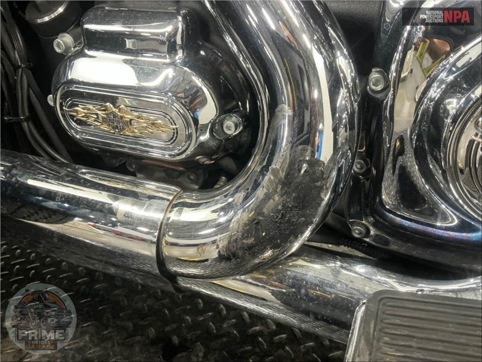 2016 Harley-Davidson FLHTCUTG TRIGLIDE ULTRA CLASSIC — фото 10