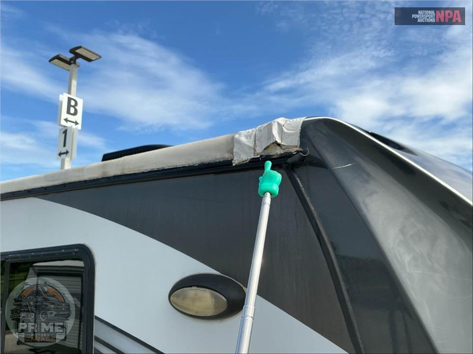 2013 Crossroads Rv M-4012 - ELEVATION TOY HAULER TOY HAULER SERIES — фото 40