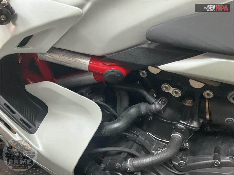 2023 Ducati SUPERSPORT 950 S — фото 19