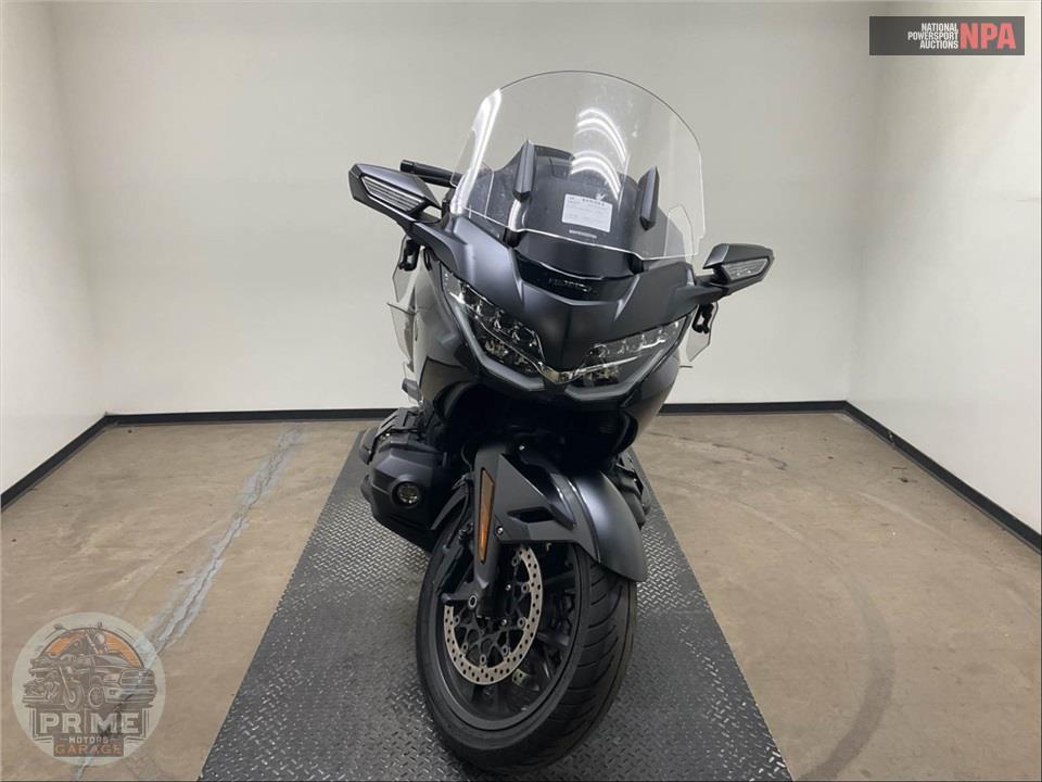 2021 Honda GL1800D GOLDWING TOUR DCT — фото 2