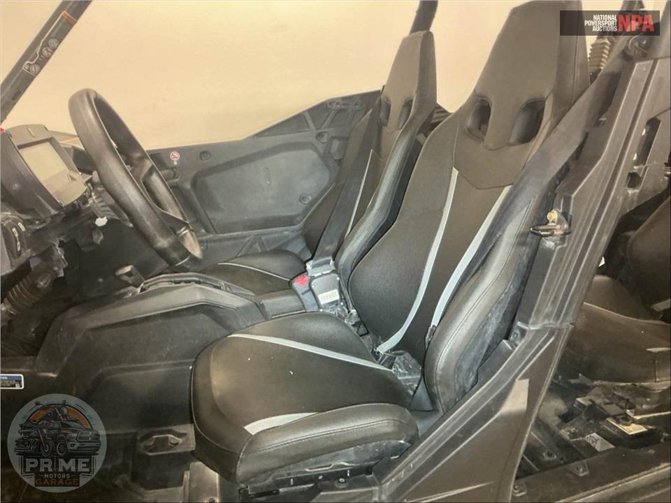 2025 Can-Am COMMANDER MAX XT 1000R — фото 32