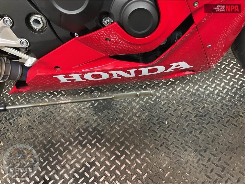 2024 Honda CBR1000RR ABS — фото 6