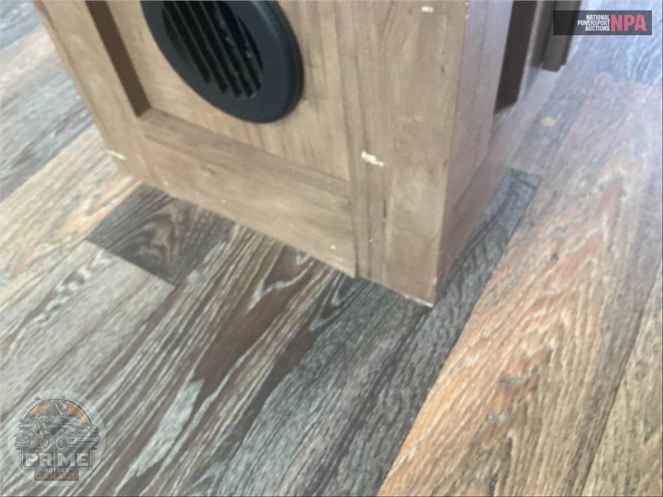 2017 Rockwood By Forest River M-8288WSA - SIGNATURE ULTRA LITE FIFTH WHEEL SERIES — фото 22